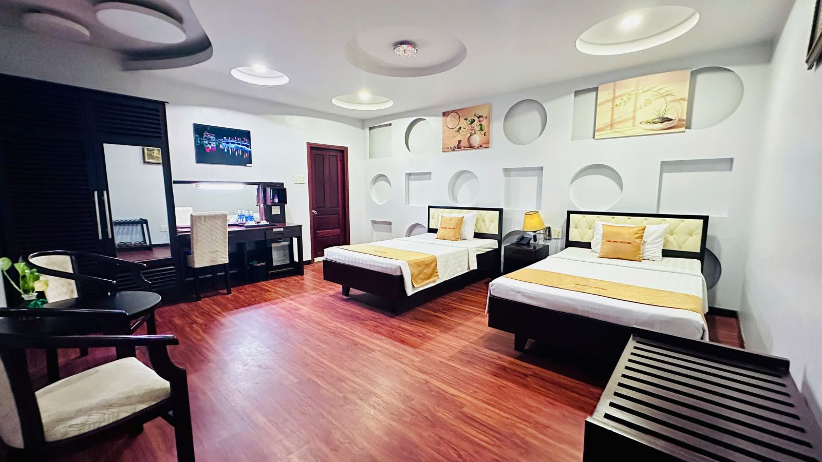 Phòng Deluxe hạng sang trọng cao cấp cho 2 người